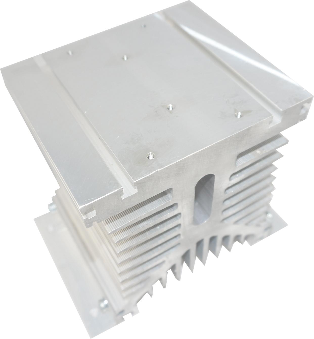 H31/110M-B, H31 110mm long with Drilled Holes for SSR and Mounting Brackets (for Single or 3 Phase SSR), 0.5°C/Watt