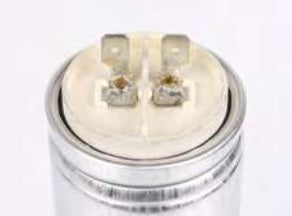CMS5 1004, 10uF, 35x72mm Motor Run Capacitor w/ M8 Mounting Stud, Metal Case -25 to 85 °C 10,000 hrs, 450VAC