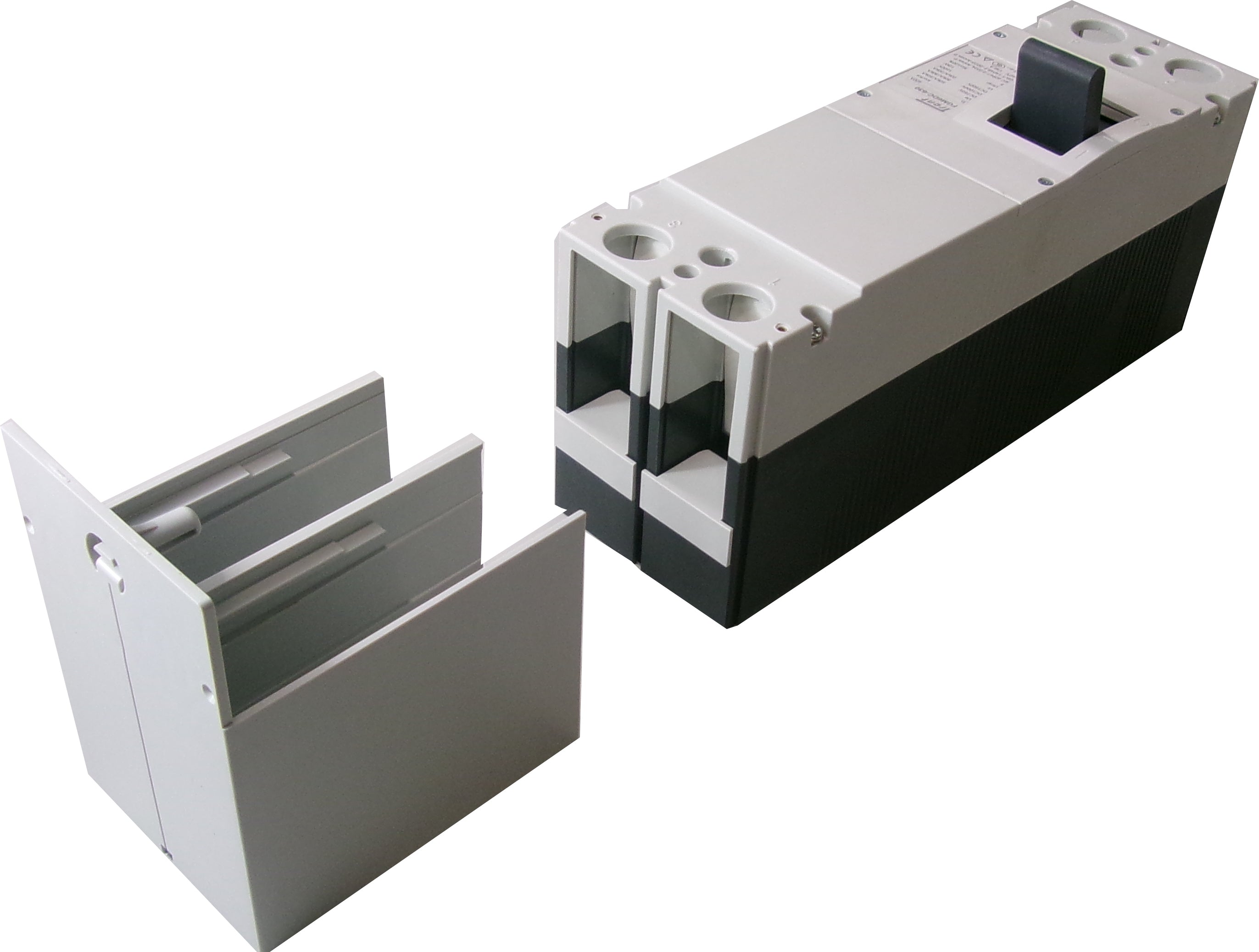 FGM6DC-630 250A, 2 Pole DC Moulded Case Circuit Breaker (MCCB) Fixed Type 20kA 250 Amp, 1500VDC