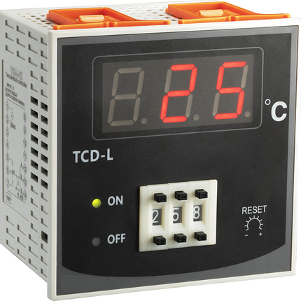 TCD-L-3-PT HEATING Temp Controller, 96x96mm 230VAC, C/O Relay output, PT100 RTD Input. Encoder Control, Digital Display, 0-999 Deg C