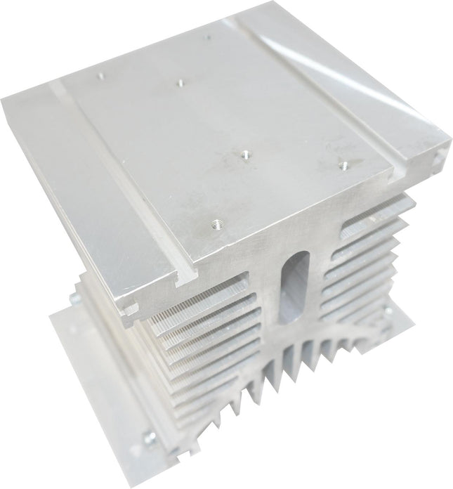 H31/110M-B, H31 110mm long with Drilled Holes for SSR and Mounting Brackets (for Single or 3 Phase SSR), 0.5°C/Watt