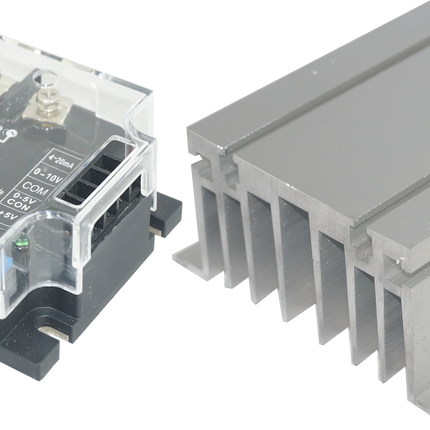 H71/110M & FJTY220D80P, Single Phase Intelligent Phase or Burst Controller with 2 second Soft Start, 4-20mA,0-10V,0-5V,10K POT Input, 220VAC, 35 Amp @ 40 Deg C