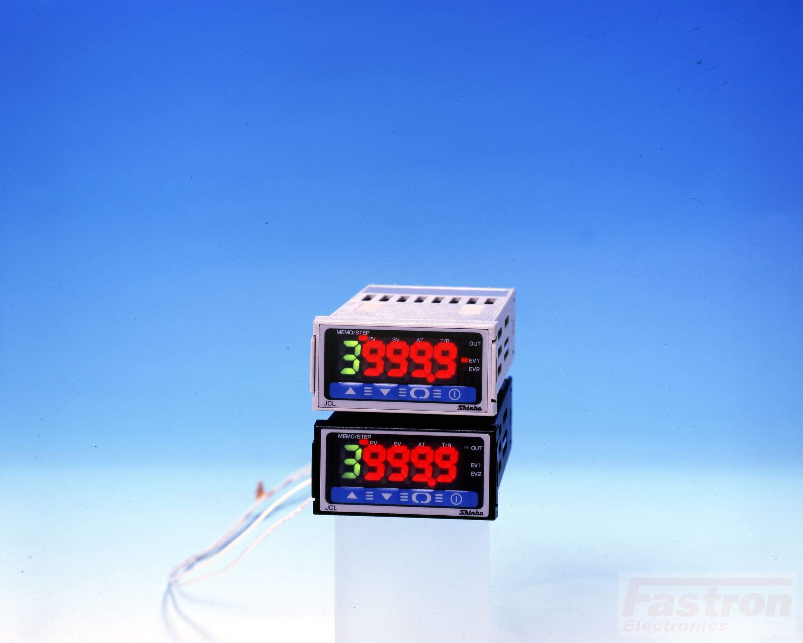 JCL33AR/M Temperature Controller, 48x24mm, 240VAC, Relay output, Optional 9 Step pattern